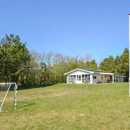 3 Bedroom Lovely In *